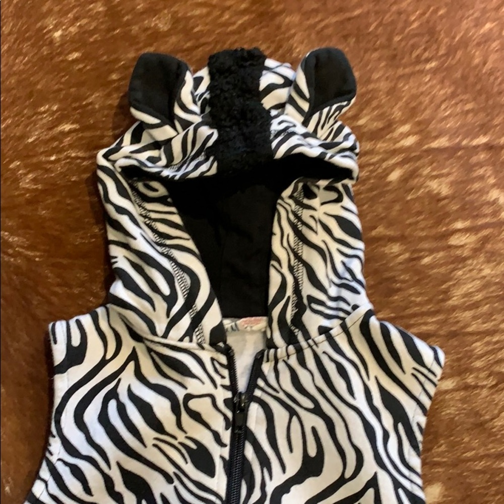 Zebra Vest - Picture 3 of 7